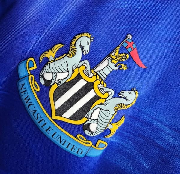 Retro1993-95 Newcastle Away Soccer Jersey - Image 4