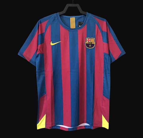 Retro 05/06 Barcelona Home League Version Soccer Jersey - Image 9