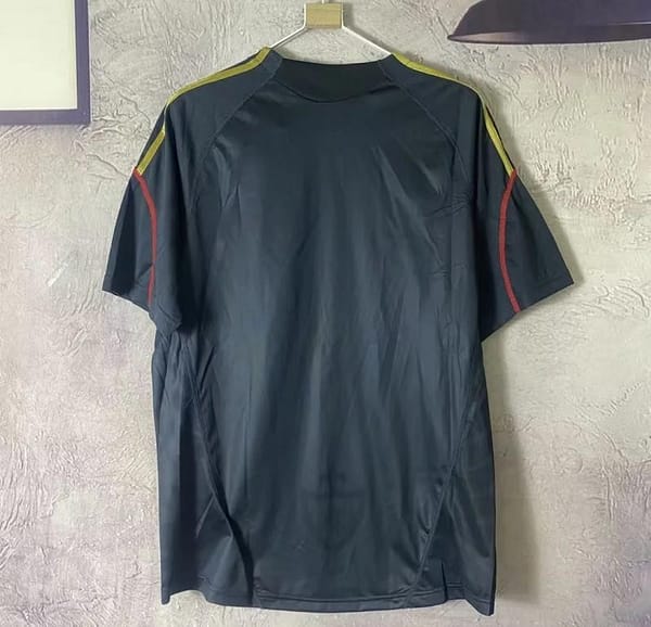 Retro 09/10 Liverpool Away Jersey - Image 3