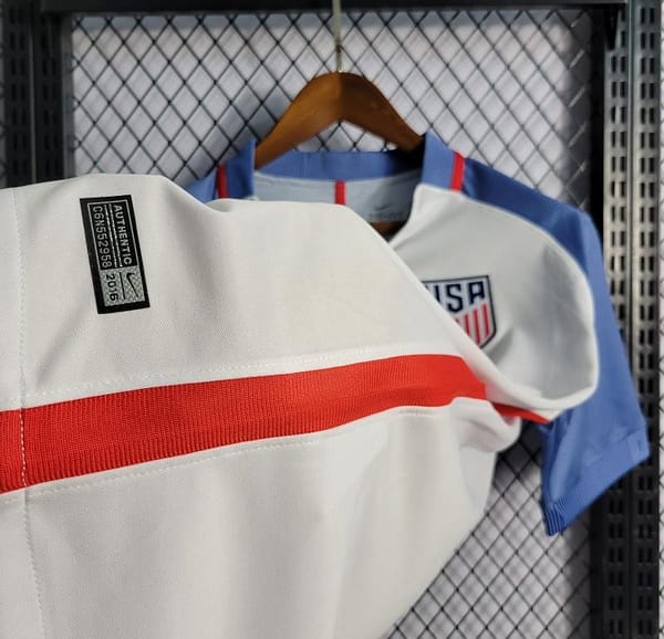Retro 2019 USA Home Soccer Jersey - Image 6