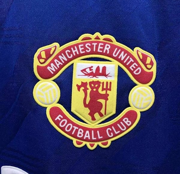 Retro 86/88 Manchester United Away Soccer Jersey - Image 5