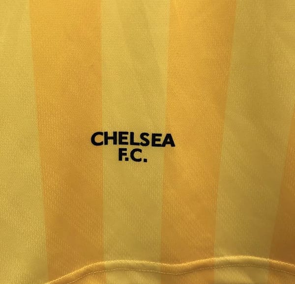 Retro 95/97 Chelsea Away Yellow Soccer Jersey - Image 3