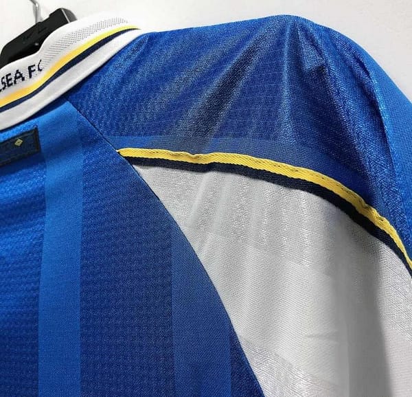 Retro 97/99 Chelsea Home Soccer Jersey - Image 2
