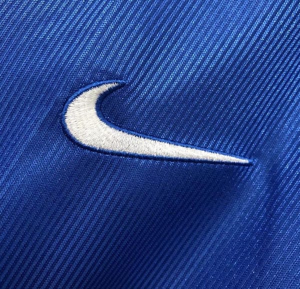 Retro 1998 Italy Home Soccer Jersey - Image 7