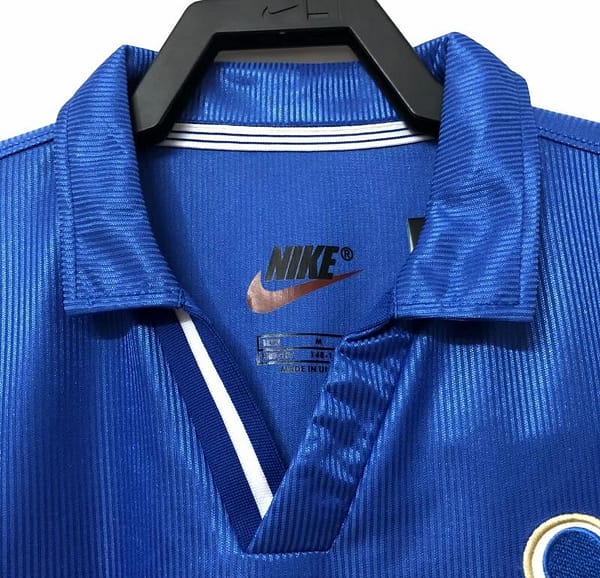 Retro 1998 Italy Home Soccer Jersey - Image 8