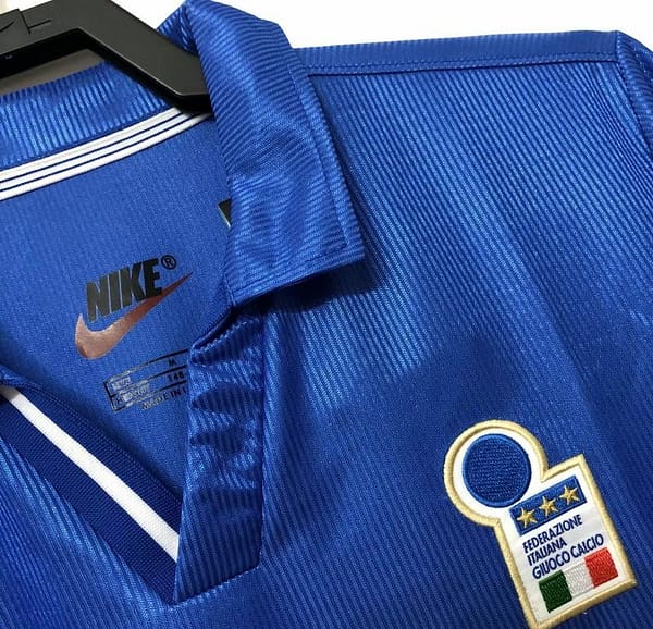 Retro 1998 Italy Home Soccer Jersey - Image 9
