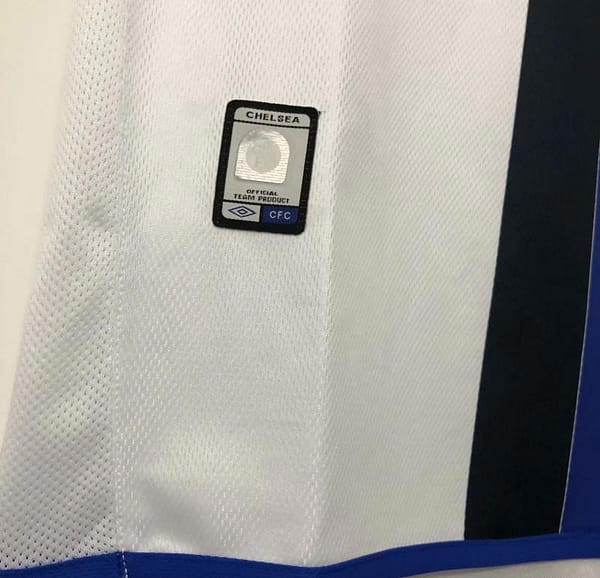 Retro 03/04 Chelsea Away Soccer Jersey - Image 2