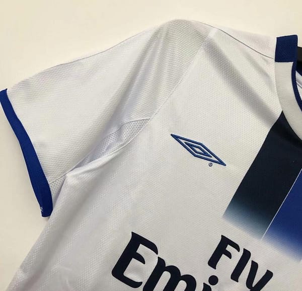 Retro 03/04 Chelsea Away Soccer Jersey - Image 8