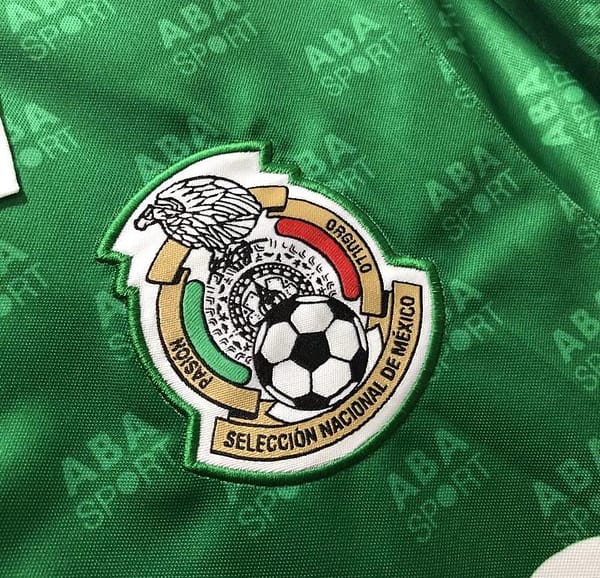 Retro 1995 Mexico Home Soccer Jersey - Image 3