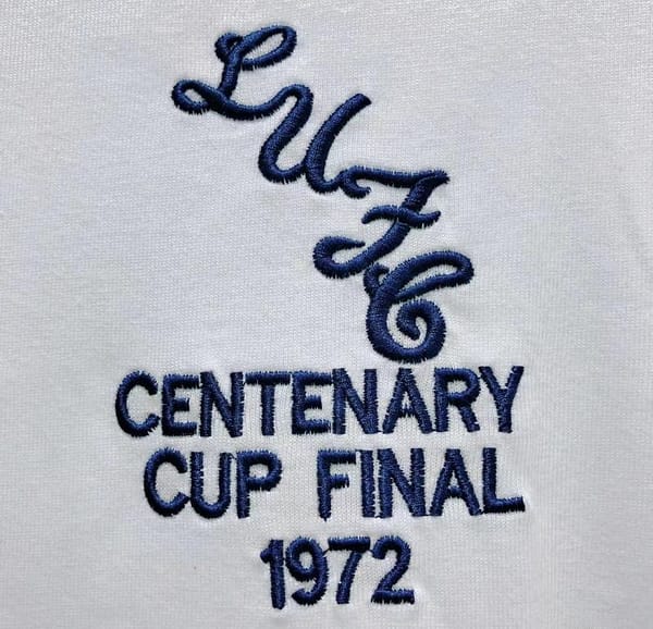 Retro 1972 Leeds United Home Soccer Jersey - Image 2