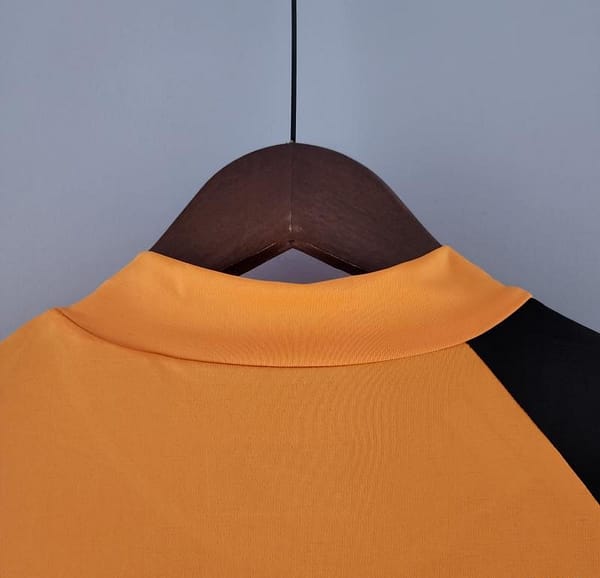 Retro 05/06 Long Sleeve Roma Home Soccer Jersey - Image 5