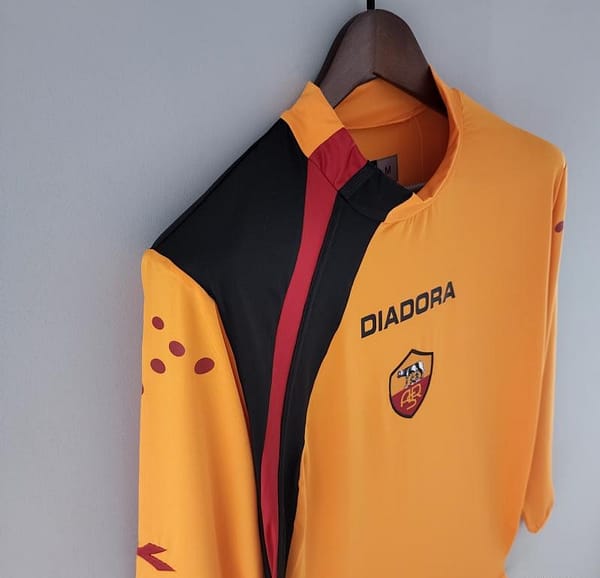 Retro 05/06 Long Sleeve Roma Home Soccer Jersey - Image 7