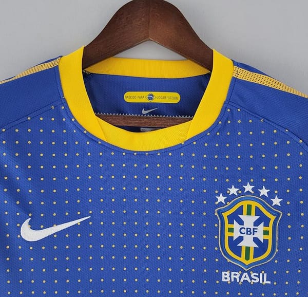 Retro 2010 Brazil Away Soccer Jersey - Image 11