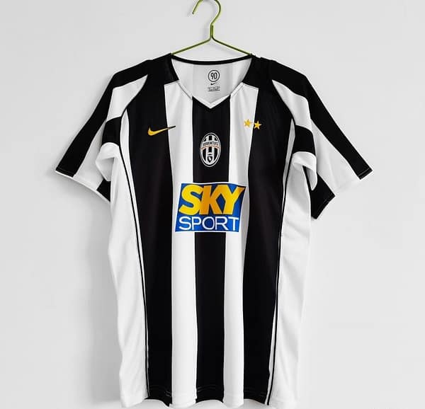 Retro 2004/05 Juventus Home Soccer Jersey