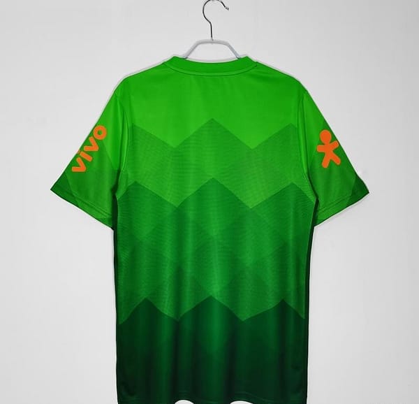 Retro 2020 Brazil Green Training Jersey - Image 13