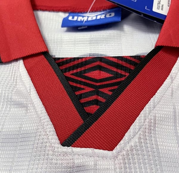 Retro 1995 Flamengo Away Soccer Jersey - Image 7