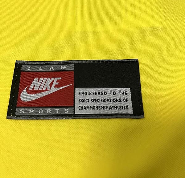 Retro 1997 Brazil Home Soccer Jersey - Image 6