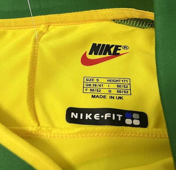 Retro 1997 Brazil Home Soccer Jersey - Image 7