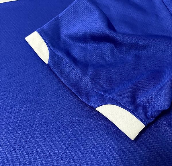 Retro 2006 Brazil Away Soccer Jersey - Image 3