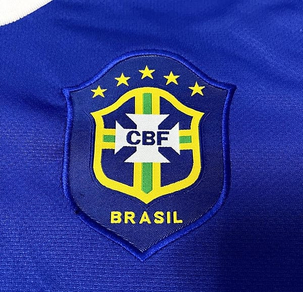 Retro 2006 Brazil Away Soccer Jersey - Image 7