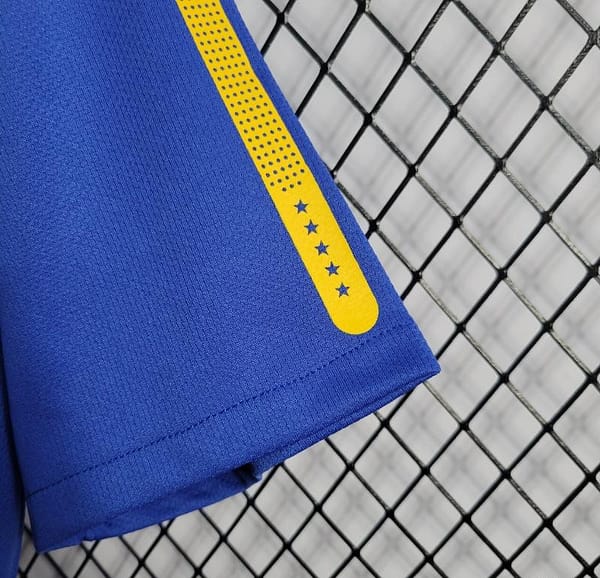 Retro 2010 Brazil Away Soccer Jersey - Image 9