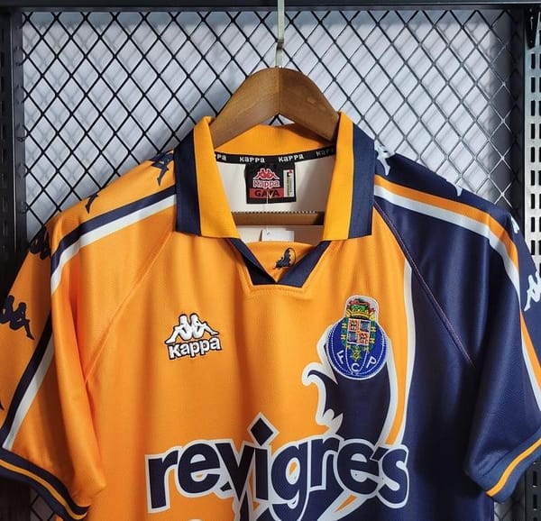 Retro 97-99 Porto Away Soccer Jersey - Image 2