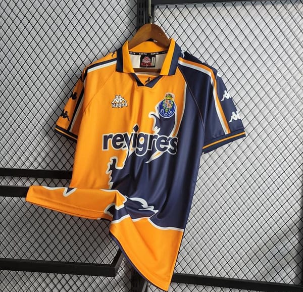 Retro 97-99 Porto Away Soccer Jersey - Image 3