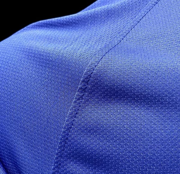 Retro 2010 Brazil Away Soccer Jersey - Image 3