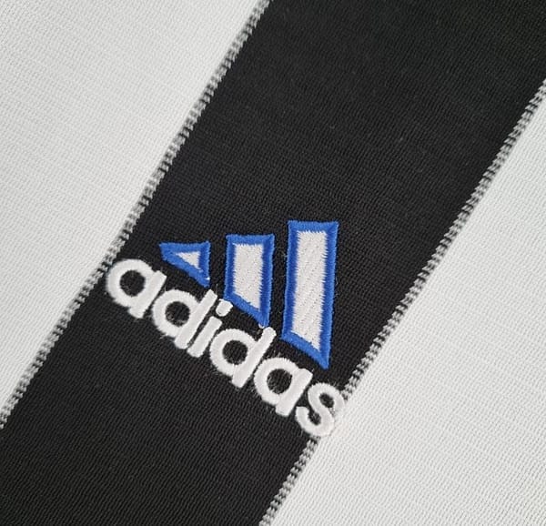 Retro 00/01 Newcastle United Home Soccer Jersey - Image 10