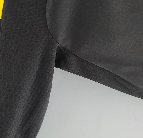 Vintage Real Madrid 11/12 Goalkeeper Black Jersey - Image 6
