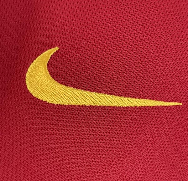Retro Portugal 2006 Home Soccer Jersey - Image 8