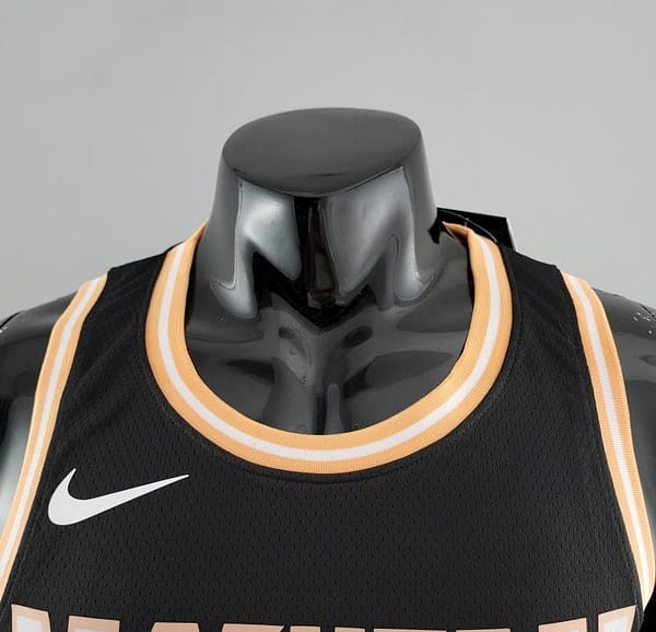 Atlanta Hawks Young #11 Limited Black NBA Jersey - Image 6