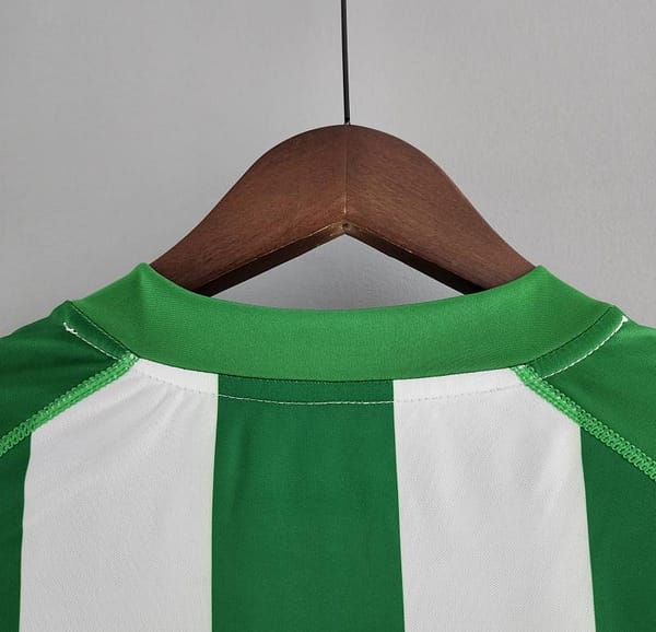 Retro Real Betis 01/02 Home Soccer Jersey - Image 3