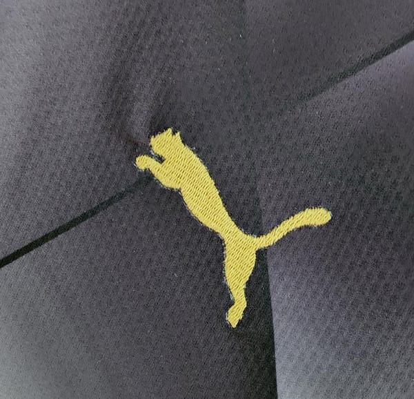 Retro Leicester City 15/16 Away Soccer Jersey - Image 10
