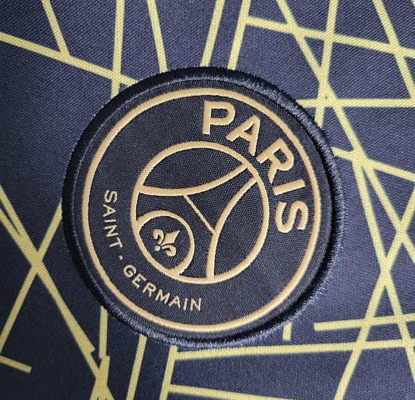 22/23 PSG Forth Black Jersey - Image 3