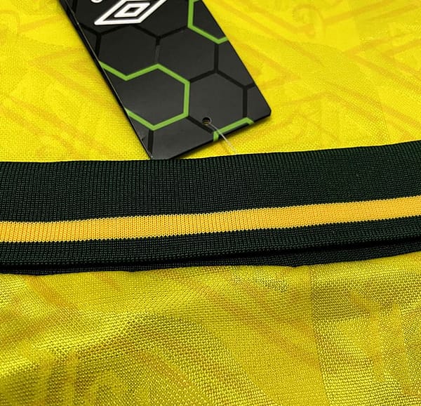 Retro 91/93 Brazil Home Soccer Jersey - Image 3