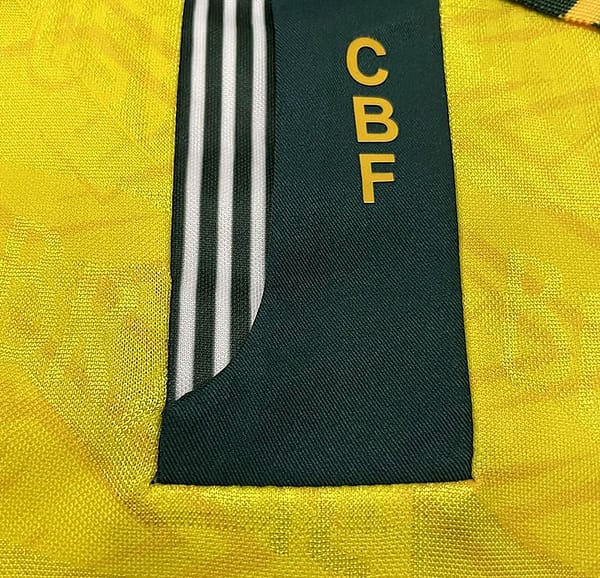 Retro 91/93 Brazil Home Soccer Jersey - Image 9