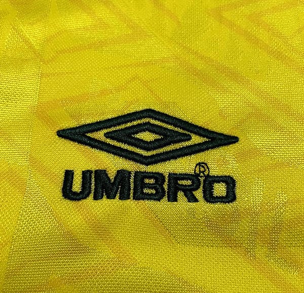 Retro 91/93 Brazil Home Soccer Jersey - Image 10
