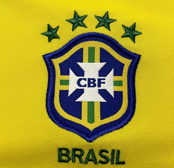 Retro 2002 Brazil Home Soccer Jersey - Image 11