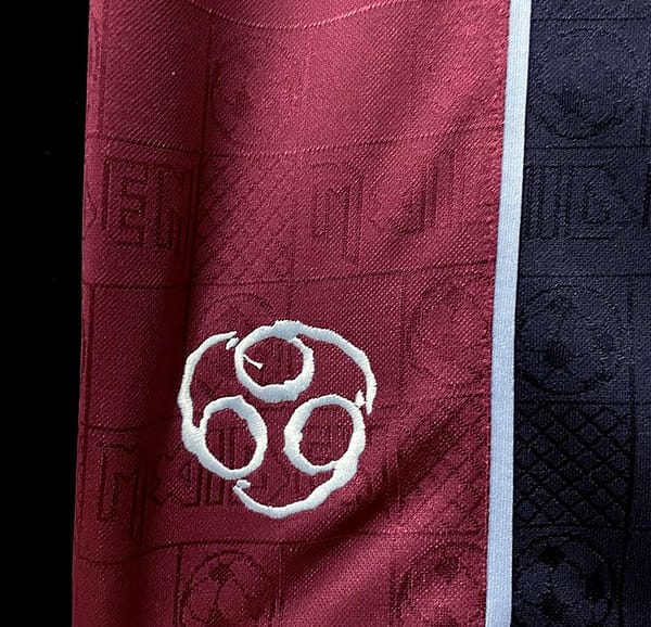 Retro 2011 West Ham Iron Maiden Home Soccer Jersey - Image 9