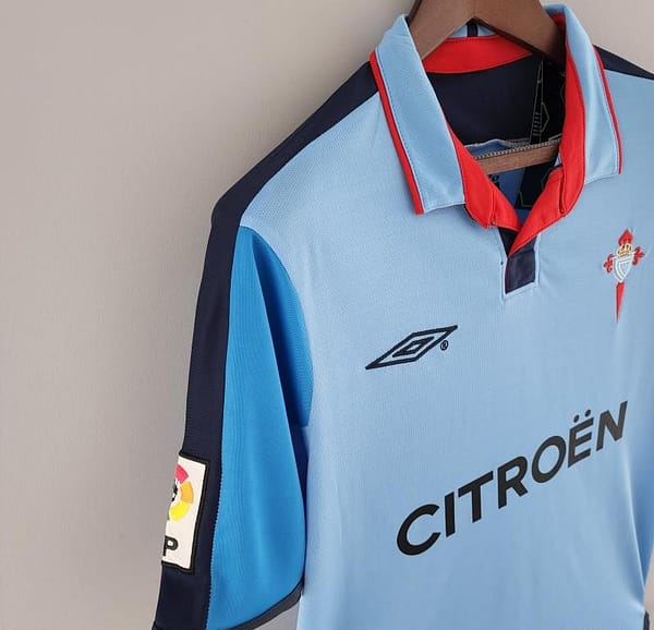 Retro 02/04 Celta Home Soccer Jersey - Image 6