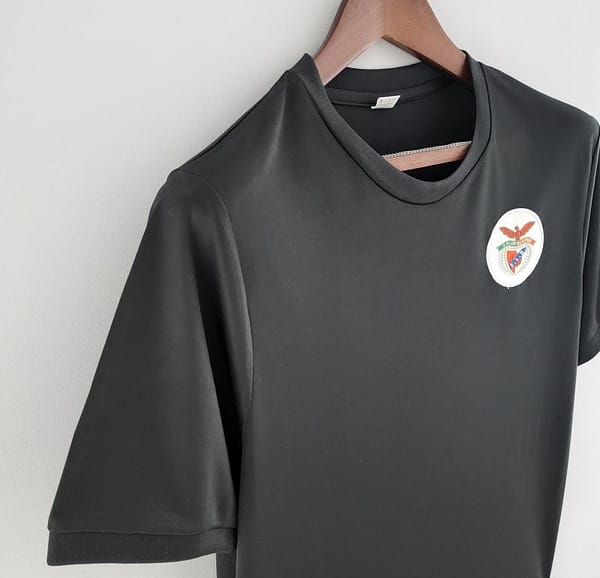 Retro 73/74 Benfica Away Soccer Jersey - Image 5