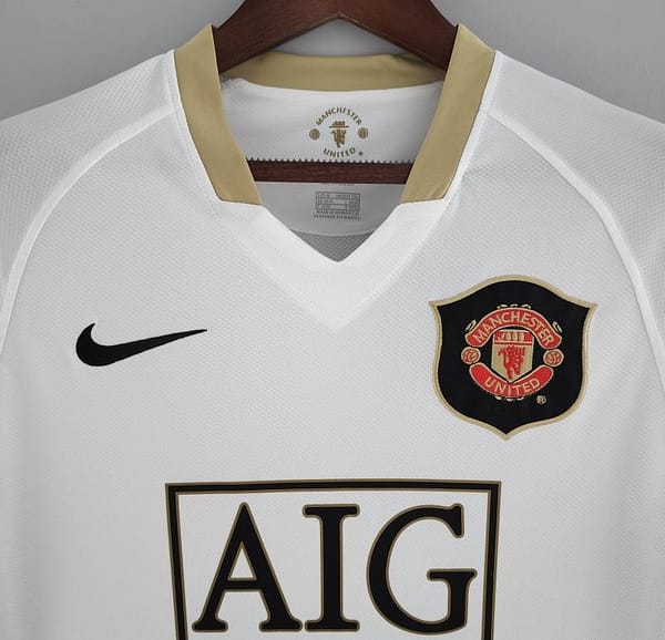 Retro Manchester United 06/07 Away Soccer Jersey - Image 9