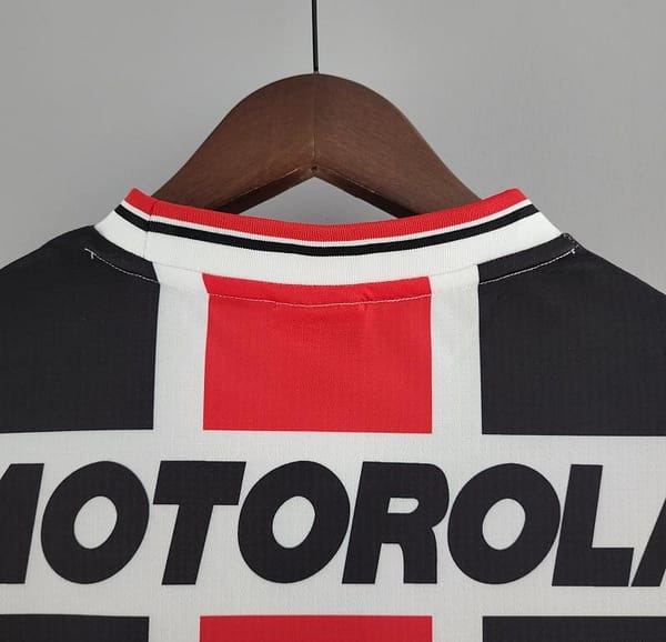 Retro Sao Paulo 2000 Away Soccer Jersey - Image 3