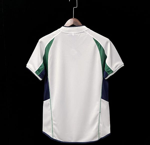 Retro 2002 Ireland Away Soccer Jersey - Image 2