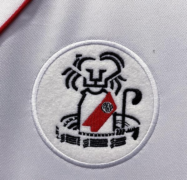 Retro 1986 River Plate Home Soccer Jersey - Image 7