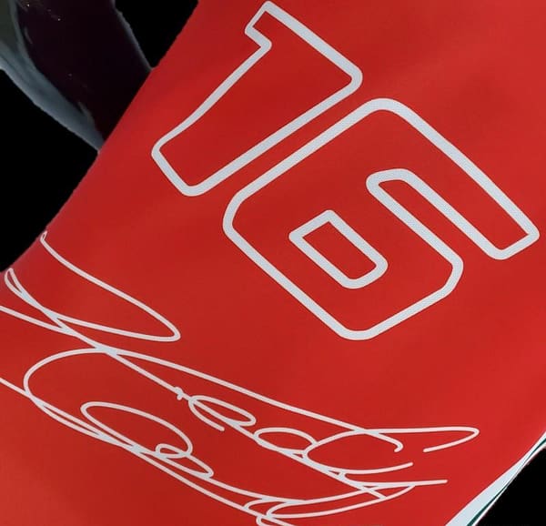 F1 Formula One 2022 Ferrari Polo Red - Image 4