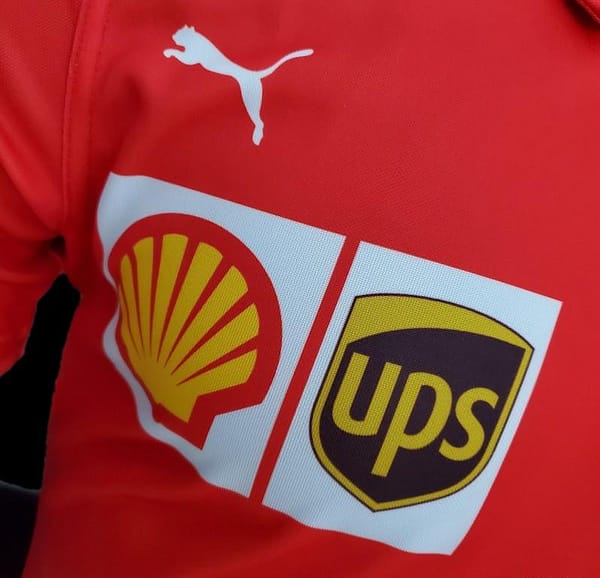 F1 Formula One 2022 Ferrari Polo Red - Image 6