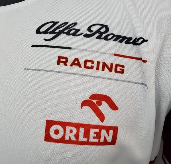 F1 Alfa Romeo - Image 11