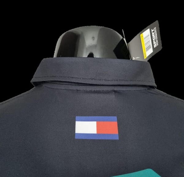 2022 F1 Formula One; Mercedes Benz #63 Polo Black - Image 8